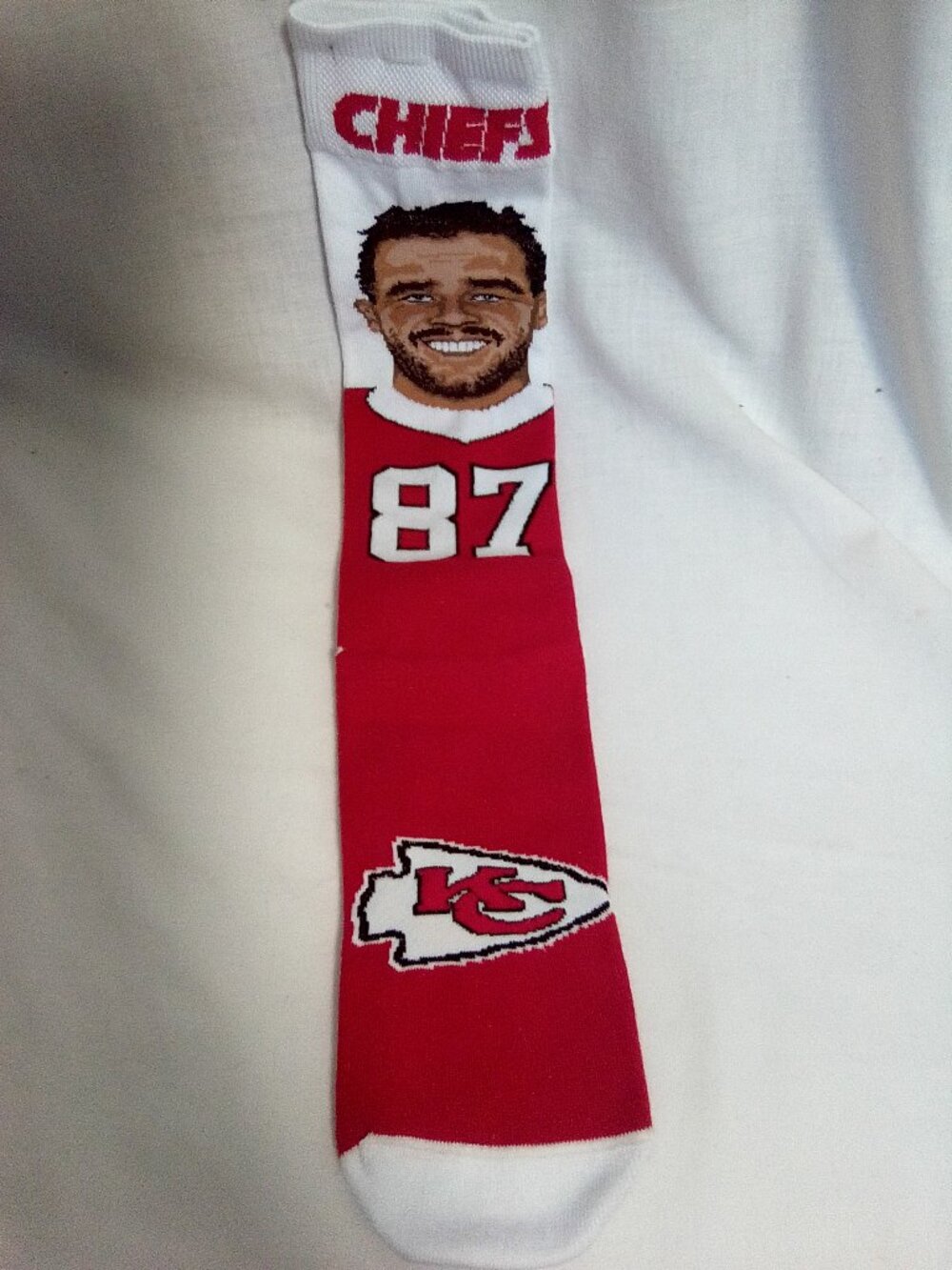 Travis Kelce Kansas City Chiefs 87 socks Large NWOT